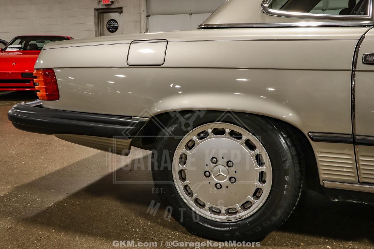 1986 Mercedes - Benz 560SL