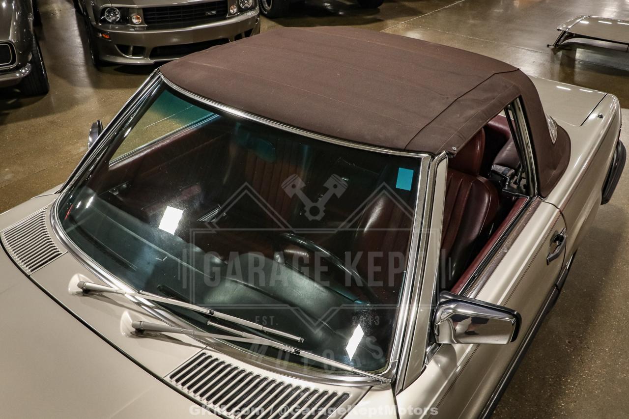 1986 Mercedes - Benz 560SL