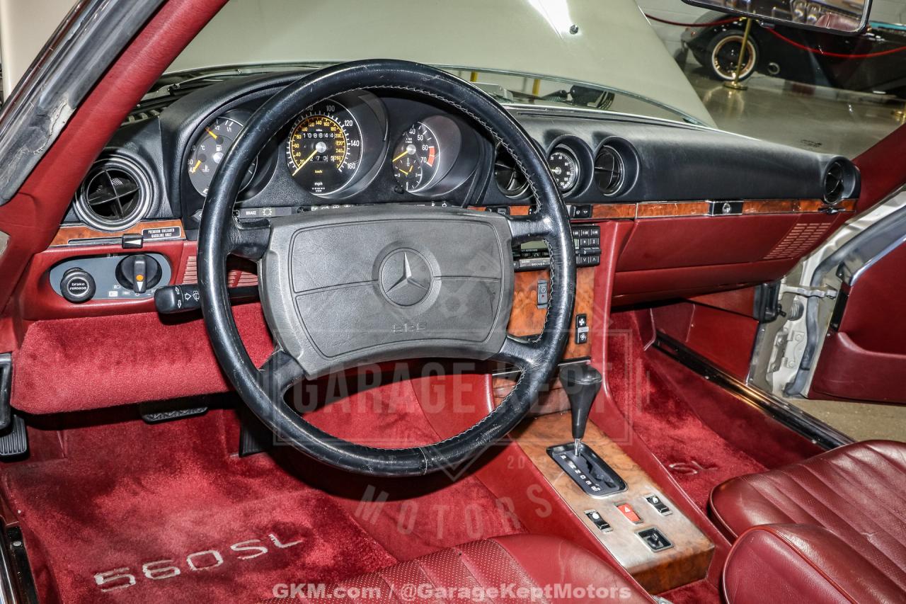 1986 Mercedes - Benz 560SL