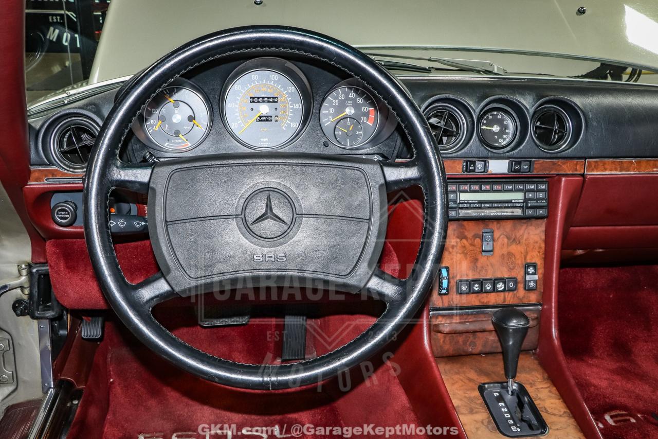 1986 Mercedes - Benz 560SL