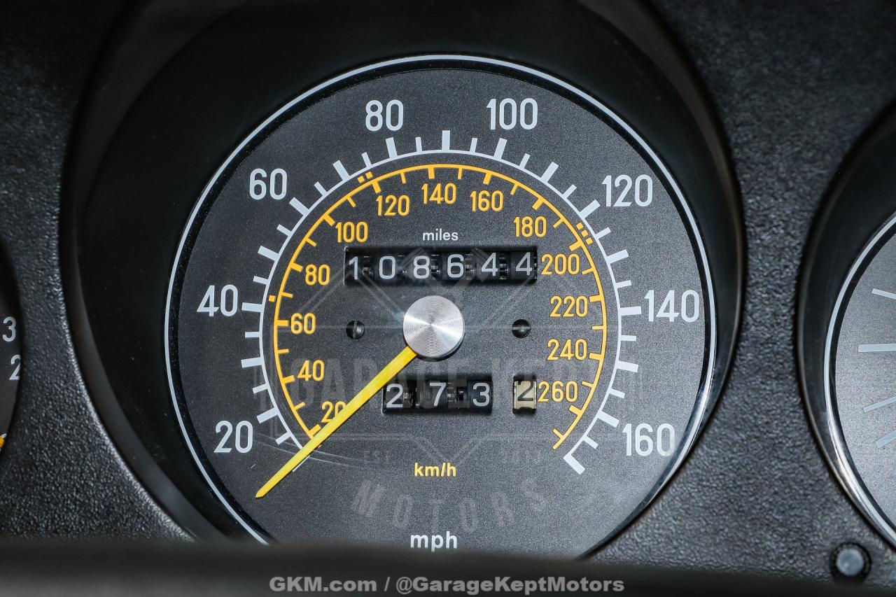 1986 Mercedes - Benz 560SL