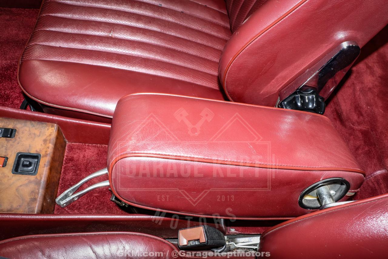 1986 Mercedes - Benz 560SL