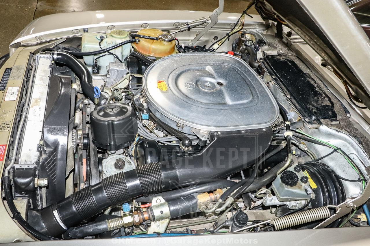1986 Mercedes - Benz 560SL