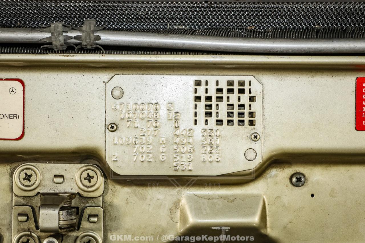 1986 Mercedes - Benz 560SL