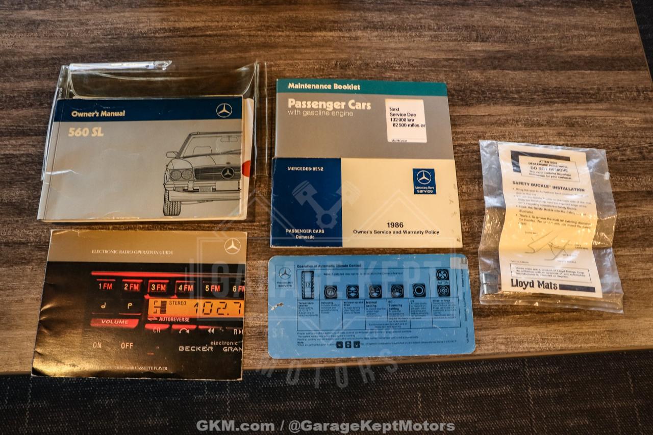 1986 Mercedes - Benz 560SL