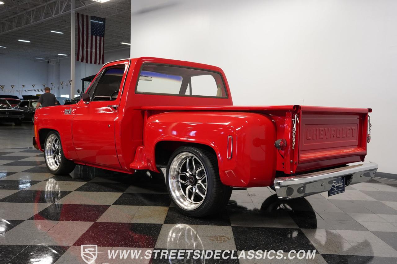1976 Chevrolet C10 Custom Deluxe Stepside