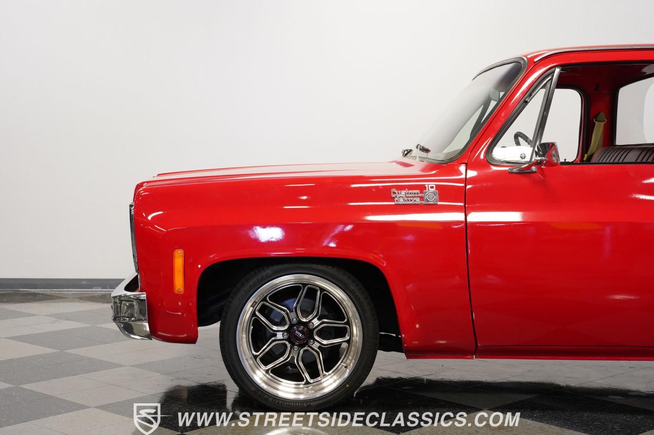1976 Chevrolet C10 Custom Deluxe Stepside