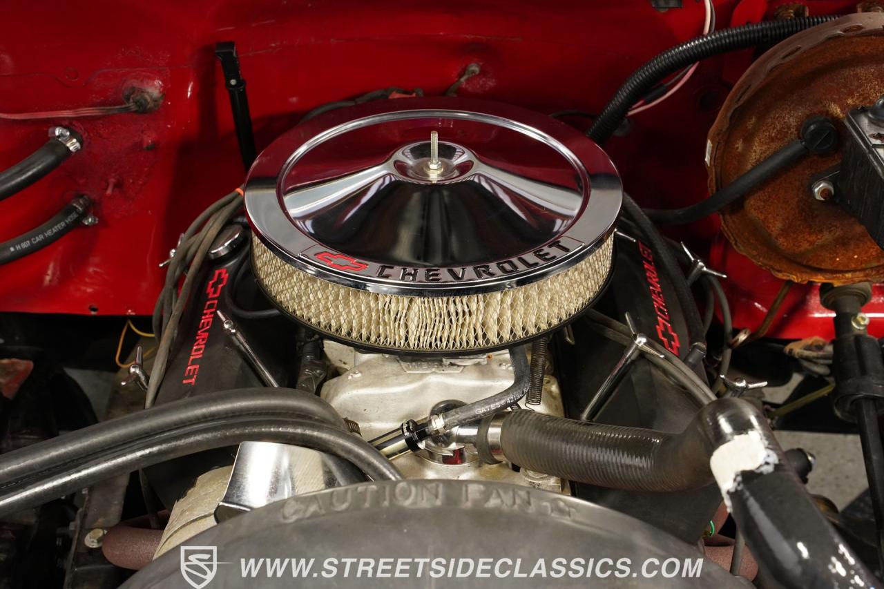 1976 Chevrolet C10 Custom Deluxe Stepside