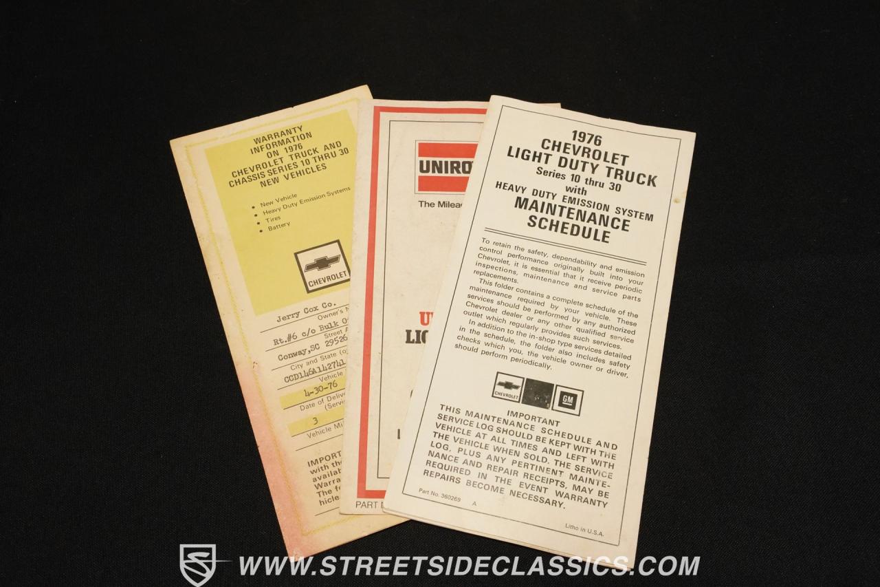 1976 Chevrolet C10 Custom Deluxe Stepside