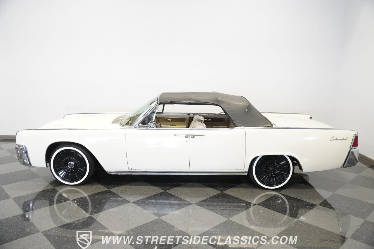 1962 Lincoln Continental Convertible