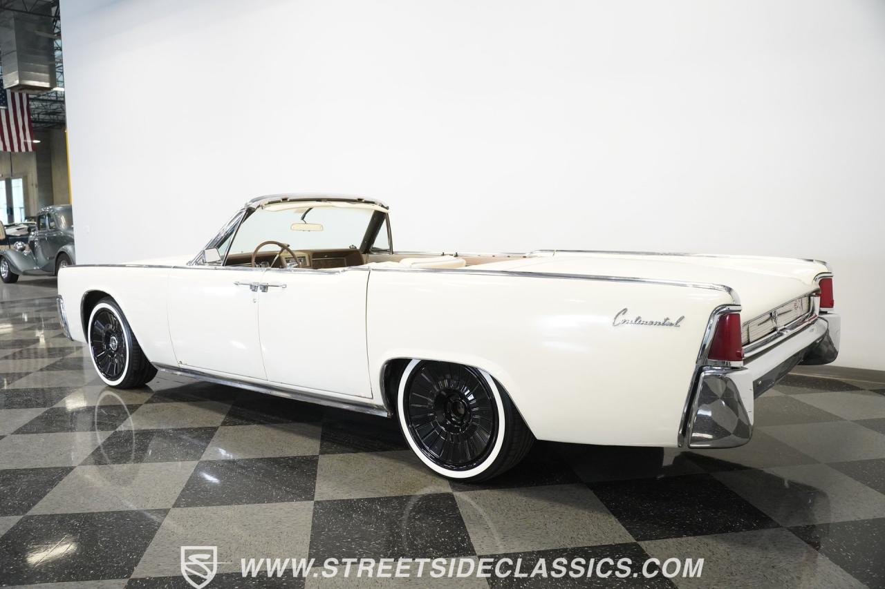 1962 Lincoln Continental Convertible
