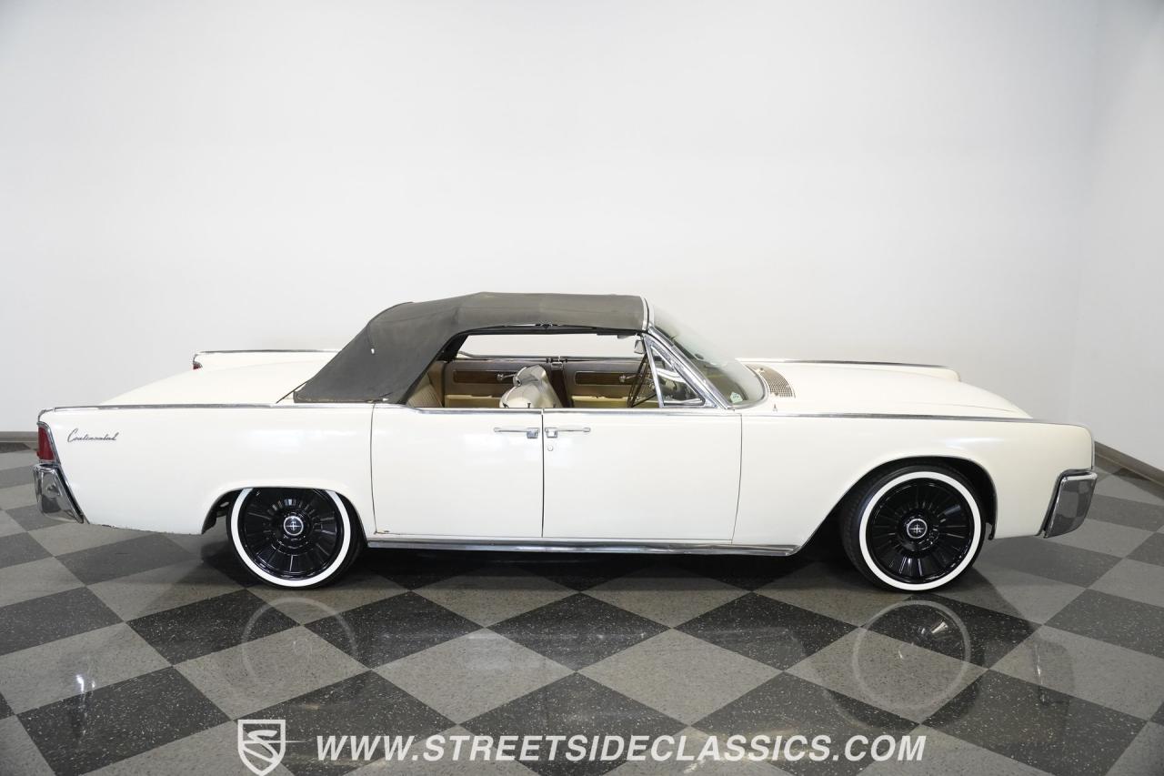 1962 Lincoln Continental Convertible