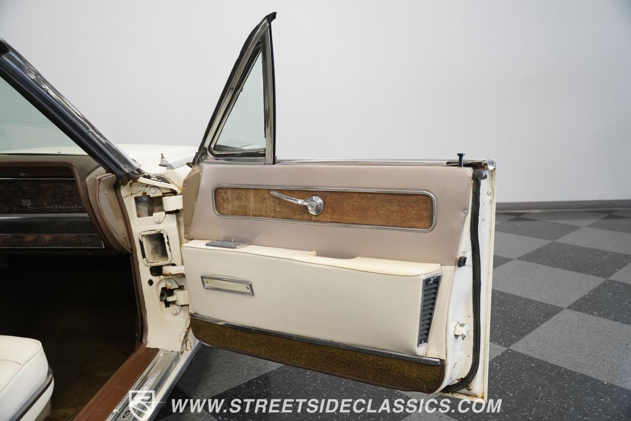 1962 Lincoln Continental Convertible