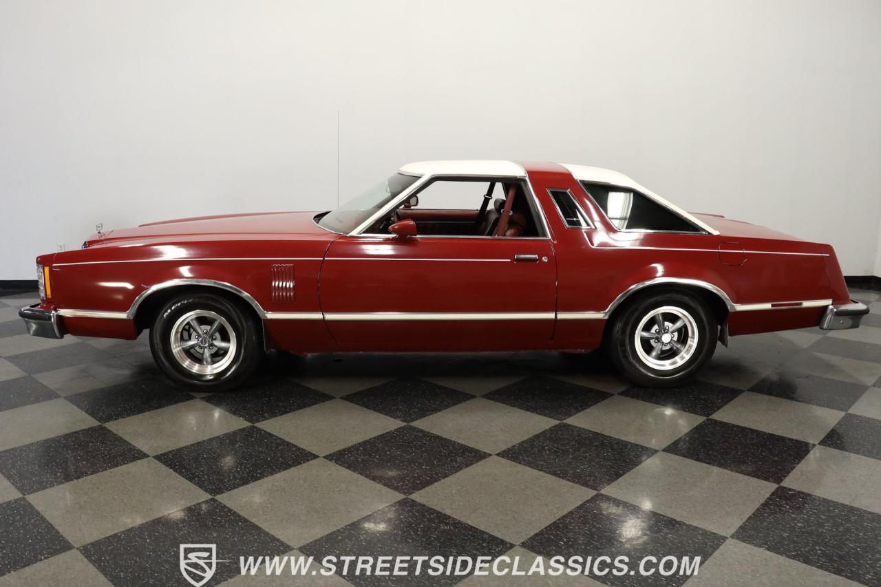 1977 Ford Thunderbird