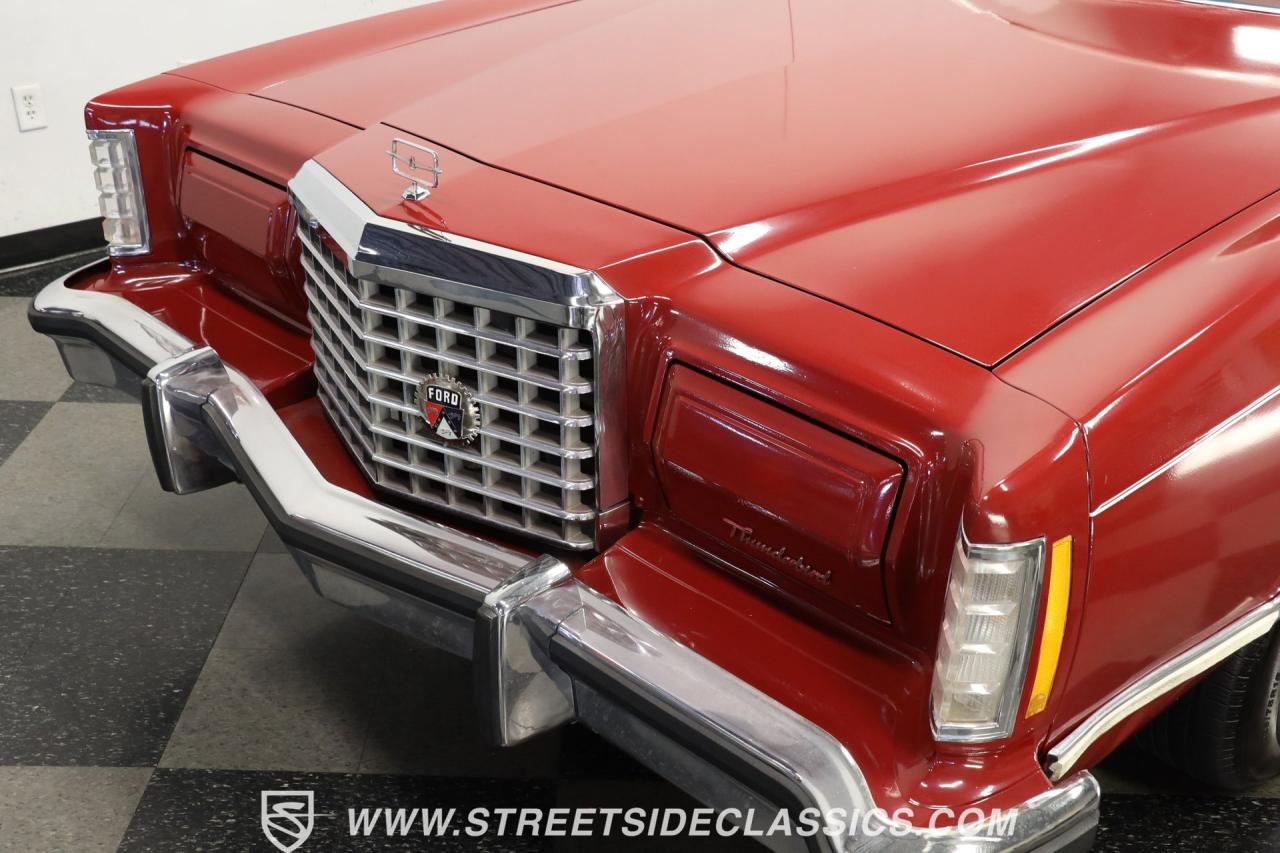 1977 Ford Thunderbird