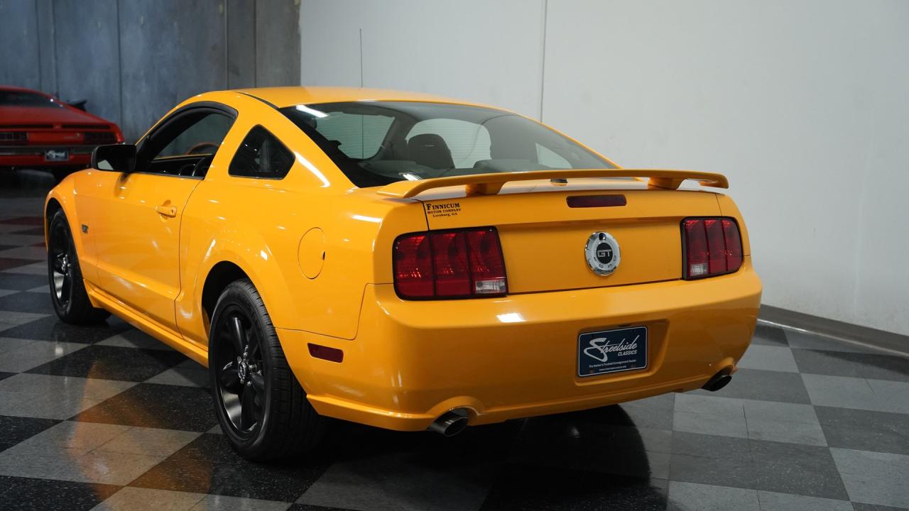 2007 Ford Mustang GT Deluxe