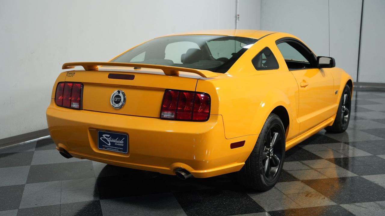 2007 Ford Mustang GT Deluxe