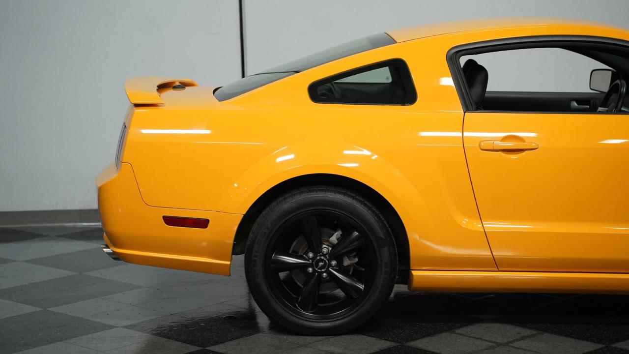 2007 Ford Mustang GT Deluxe