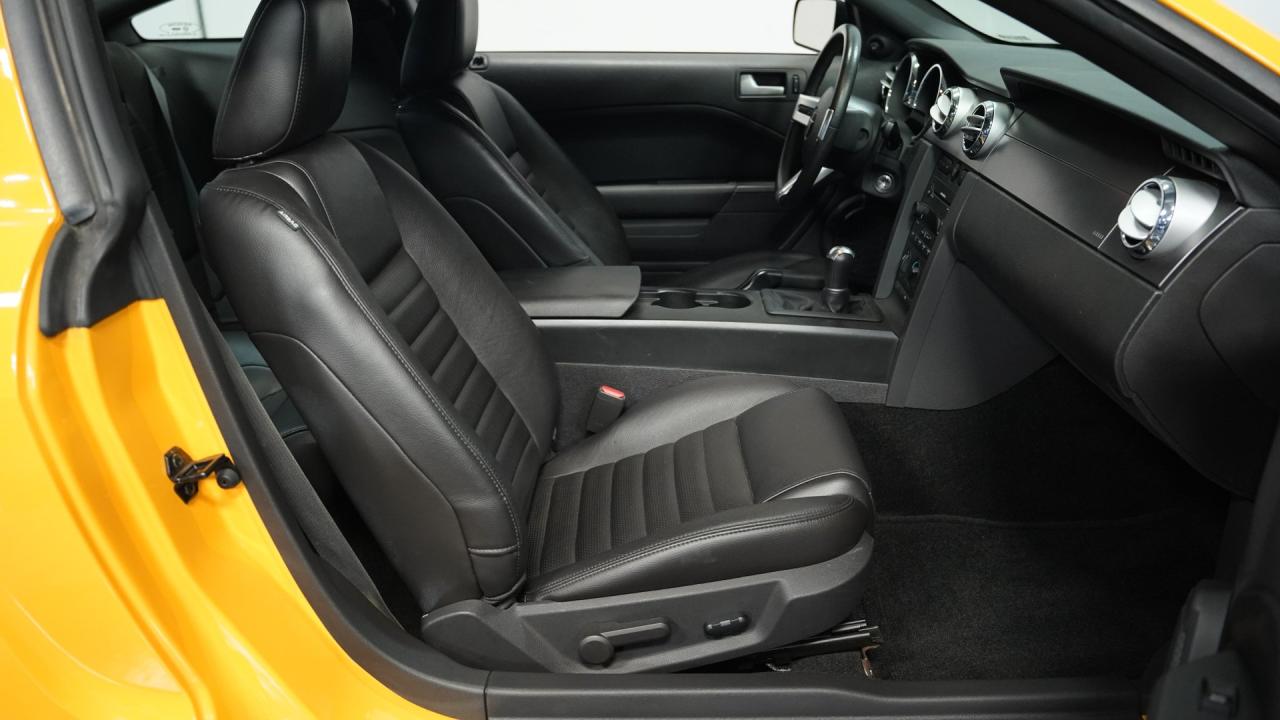 2007 Ford Mustang GT Deluxe