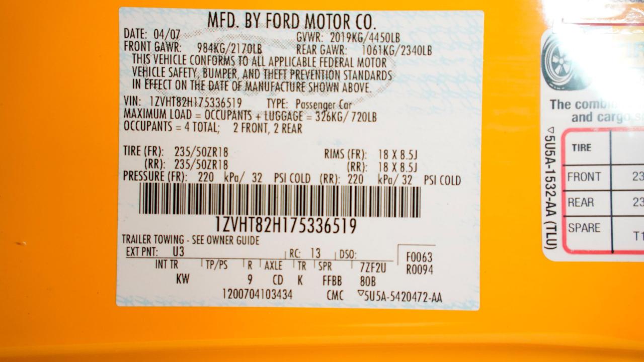 2007 Ford Mustang GT Deluxe