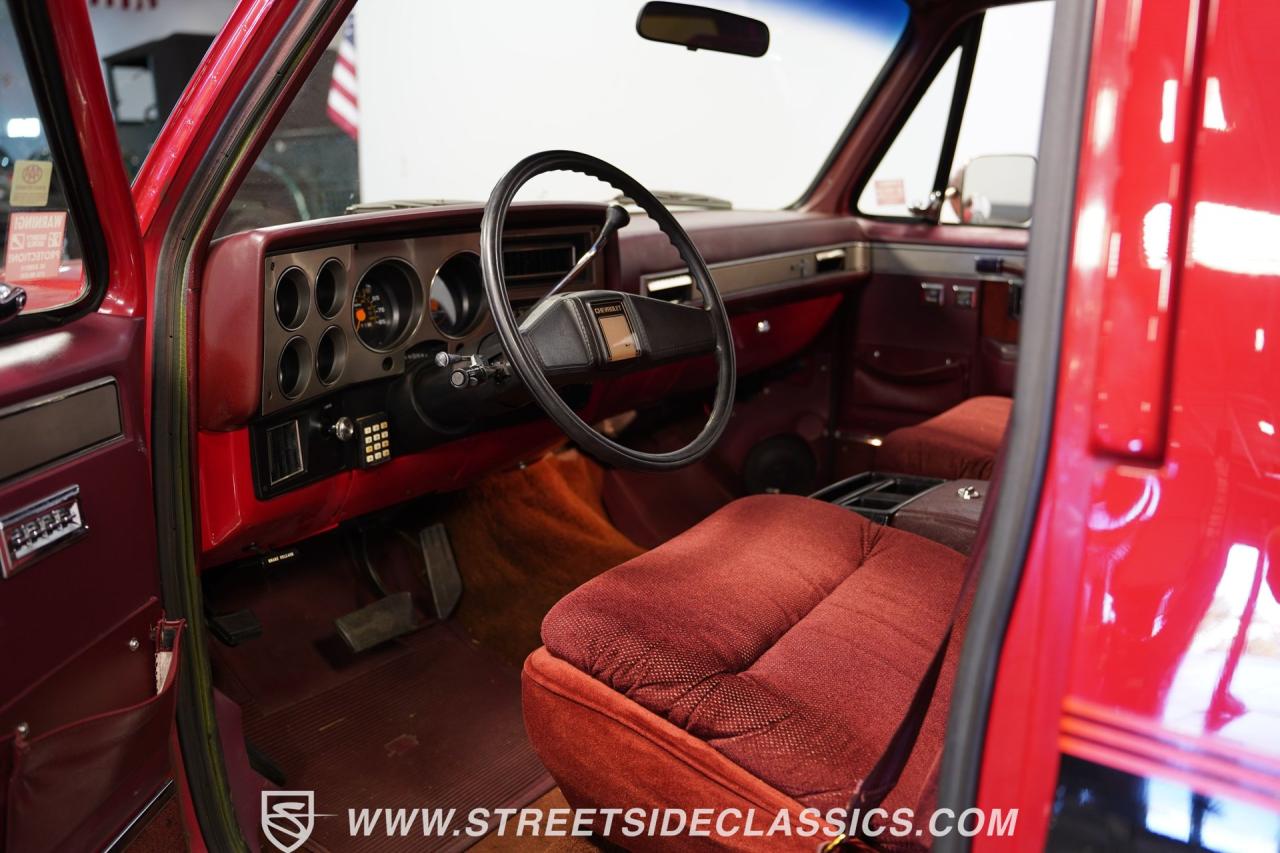 1987 Chevrolet Suburban Silverado