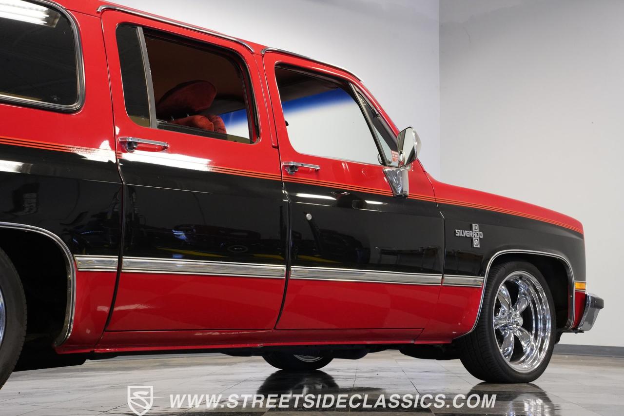 1987 Chevrolet Suburban Silverado