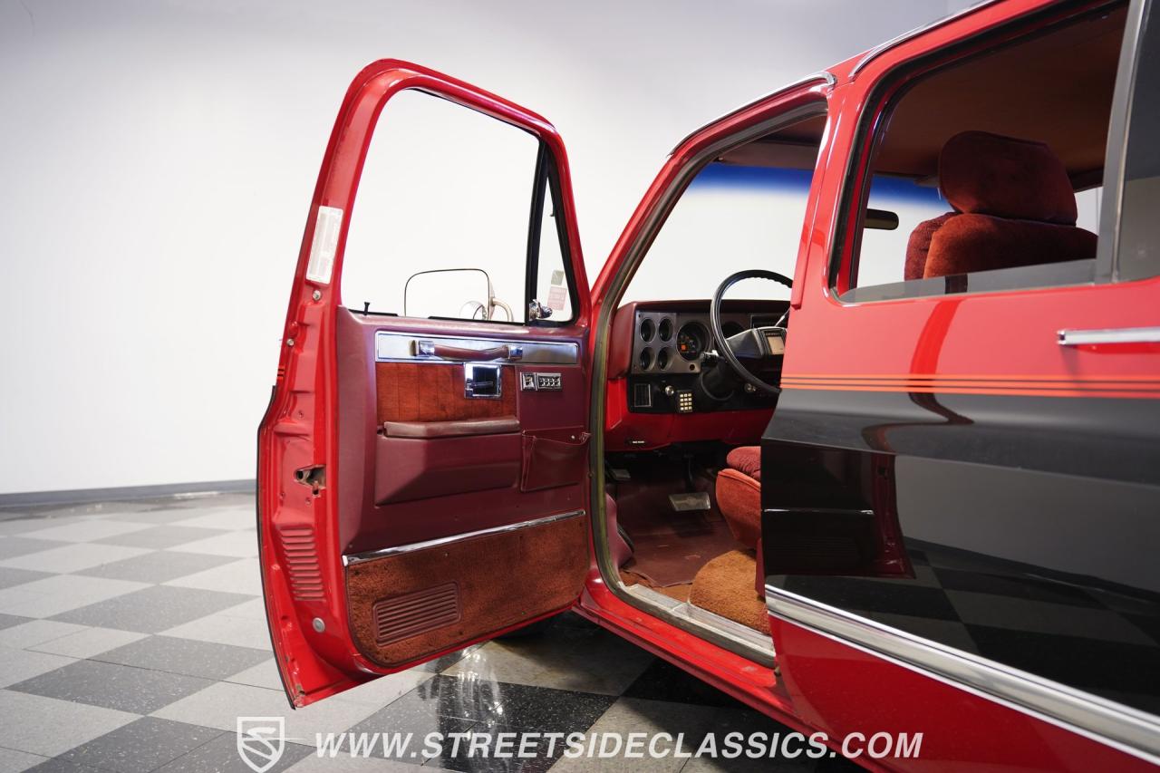 1987 Chevrolet Suburban Silverado