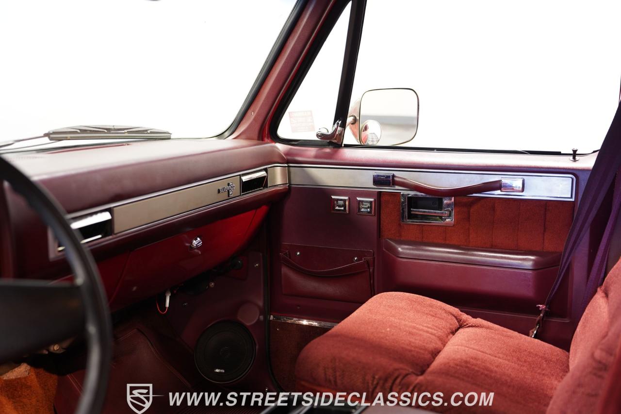 1987 Chevrolet Suburban Silverado