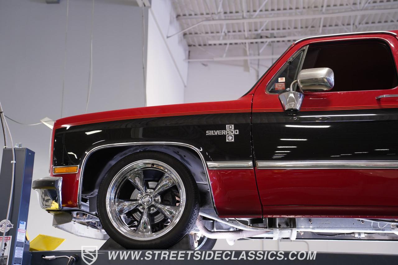 1987 Chevrolet Suburban Silverado