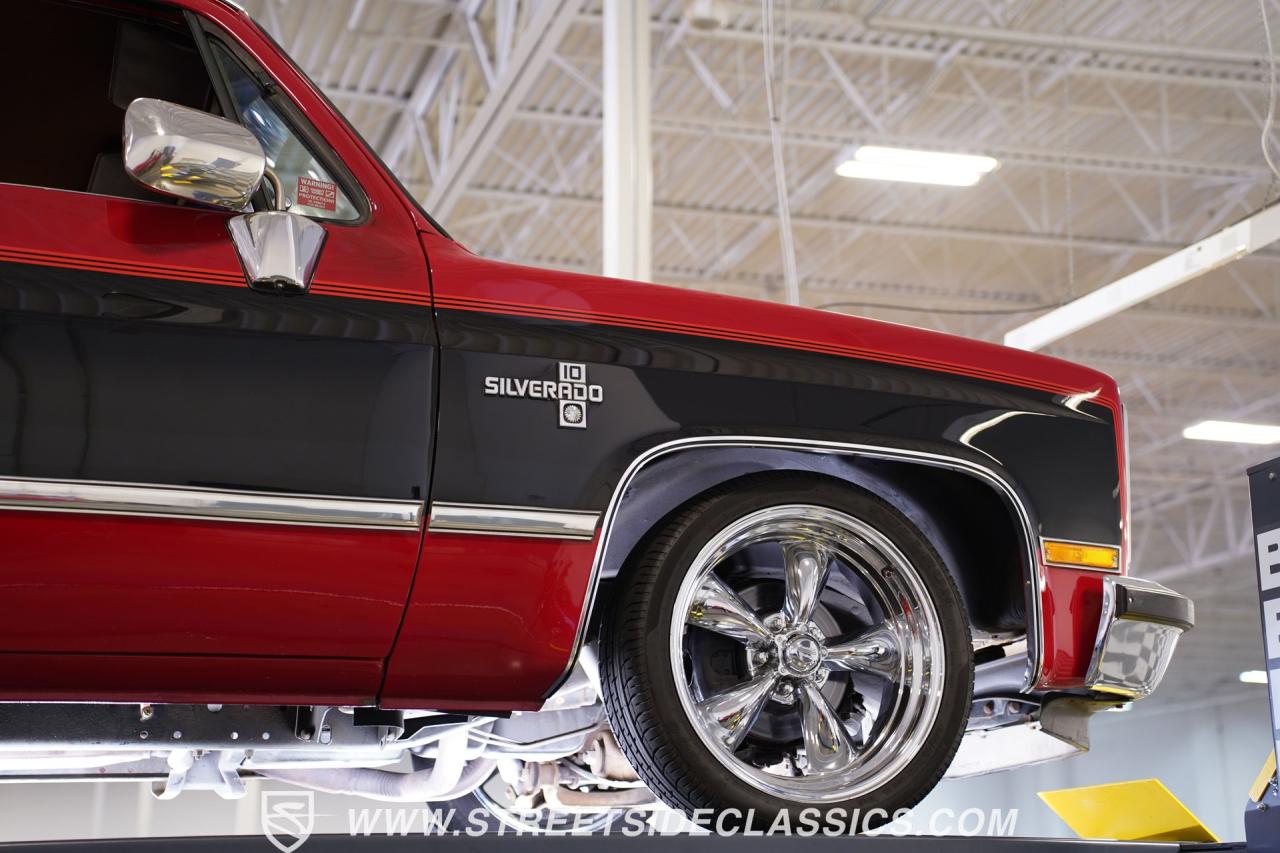 1987 Chevrolet Suburban Silverado