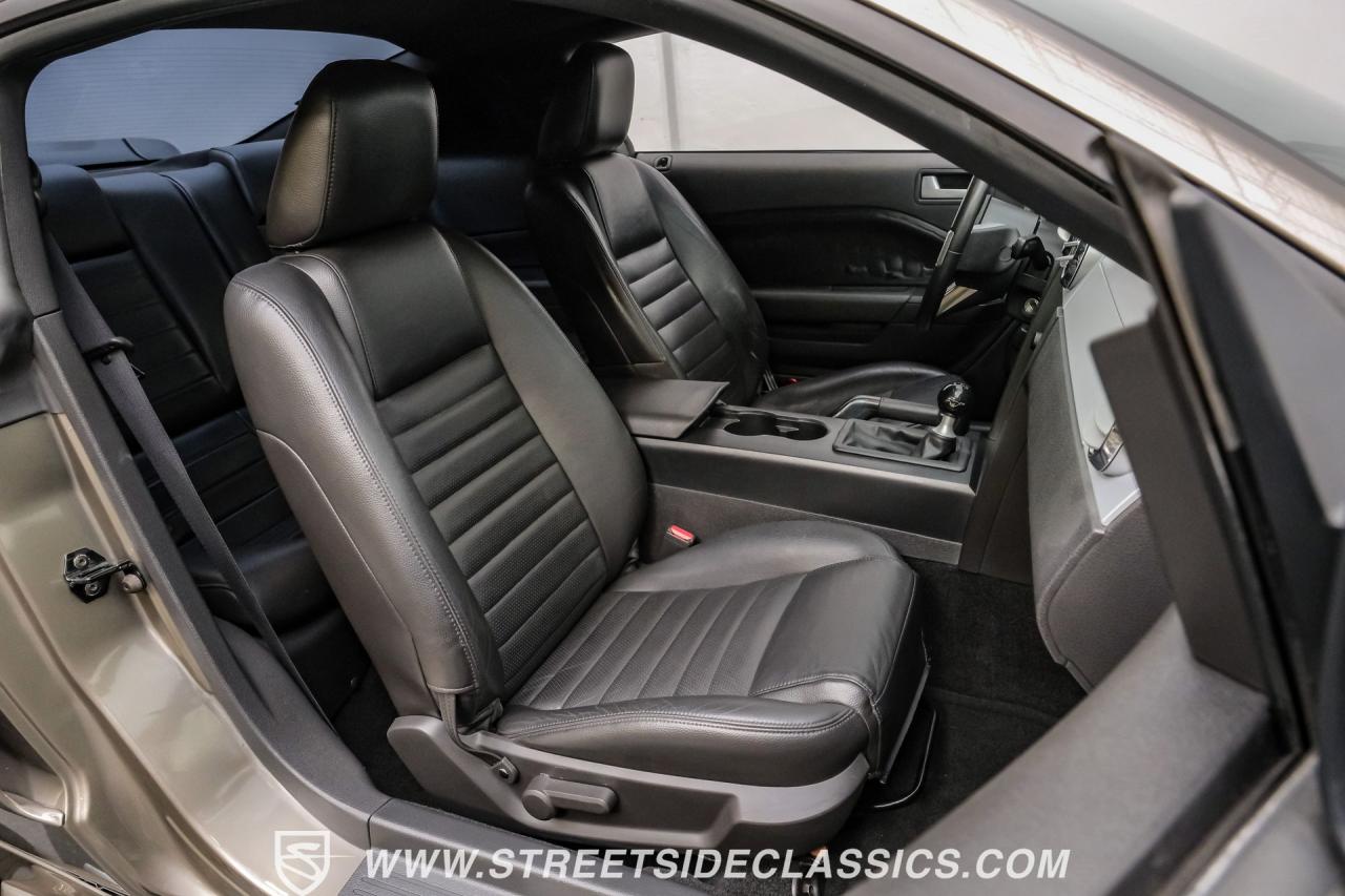 2005 Ford Mustang GT Eleanor Tribute