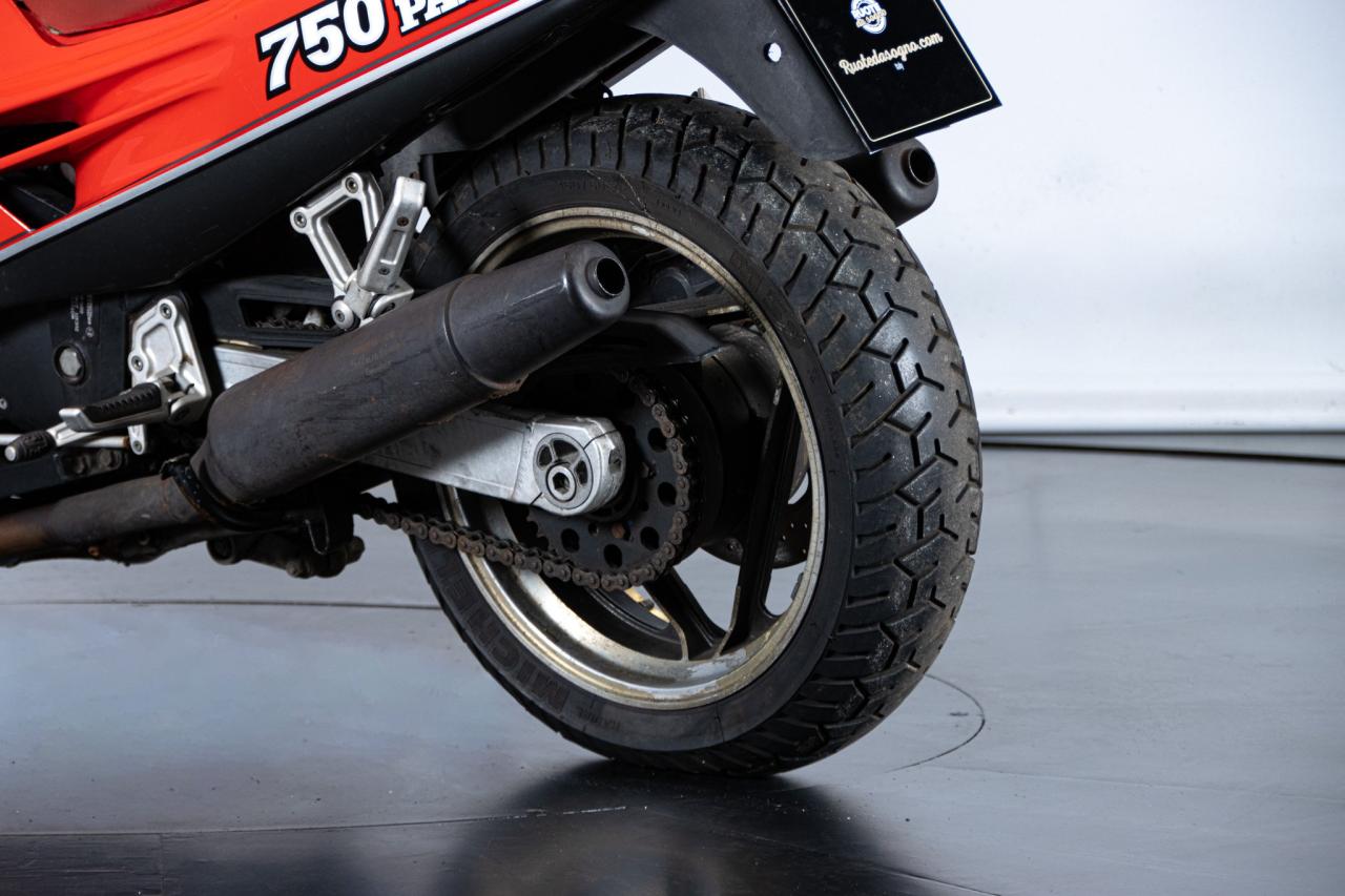 1988 Ducati PASO 750