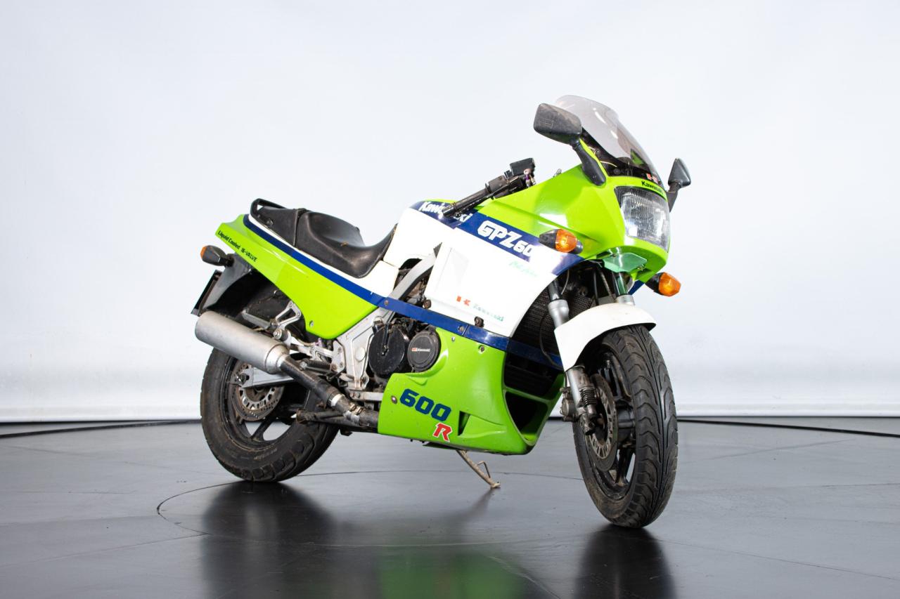 1985 Kawasaki GPZ 600 R