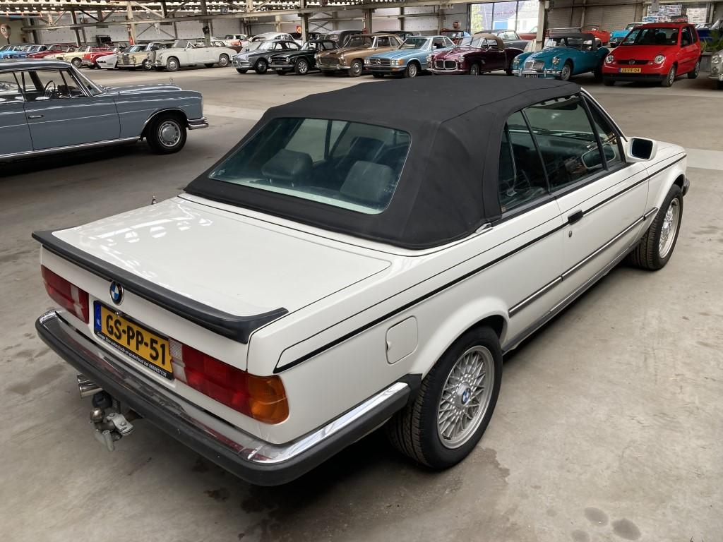 1987 BMW 325i  Cabrio