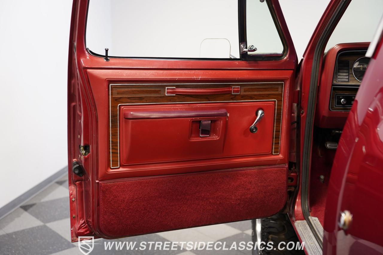 1986 Dodge Power Ram 150 Royal SE