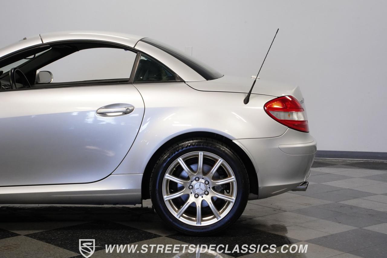 2006 Mercedes - Benz SLK350 Convertible