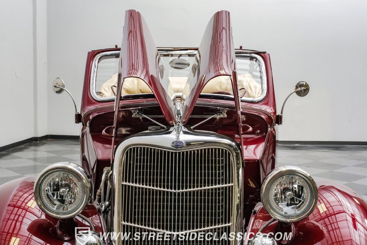 1935 Ford Cabriolet Street Rod