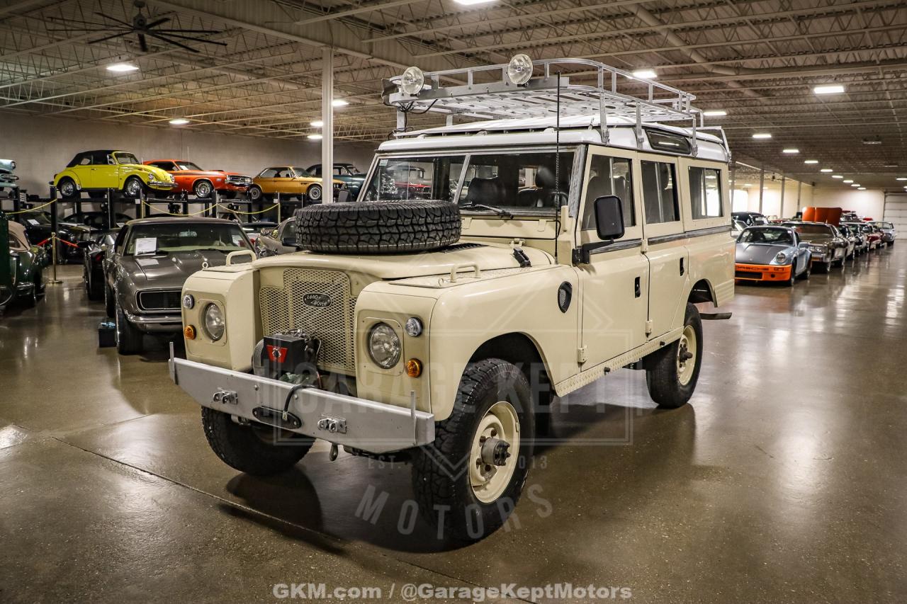 1974 Land Rover 109 Series III Wagon