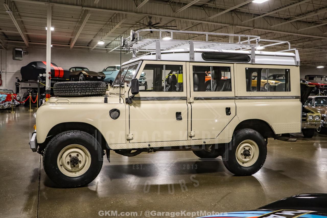 1974 Land Rover 109 Series III Wagon