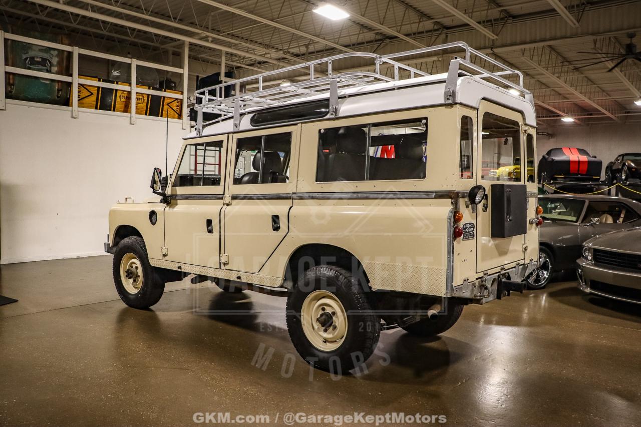 1974 Land Rover 109 Series III Wagon