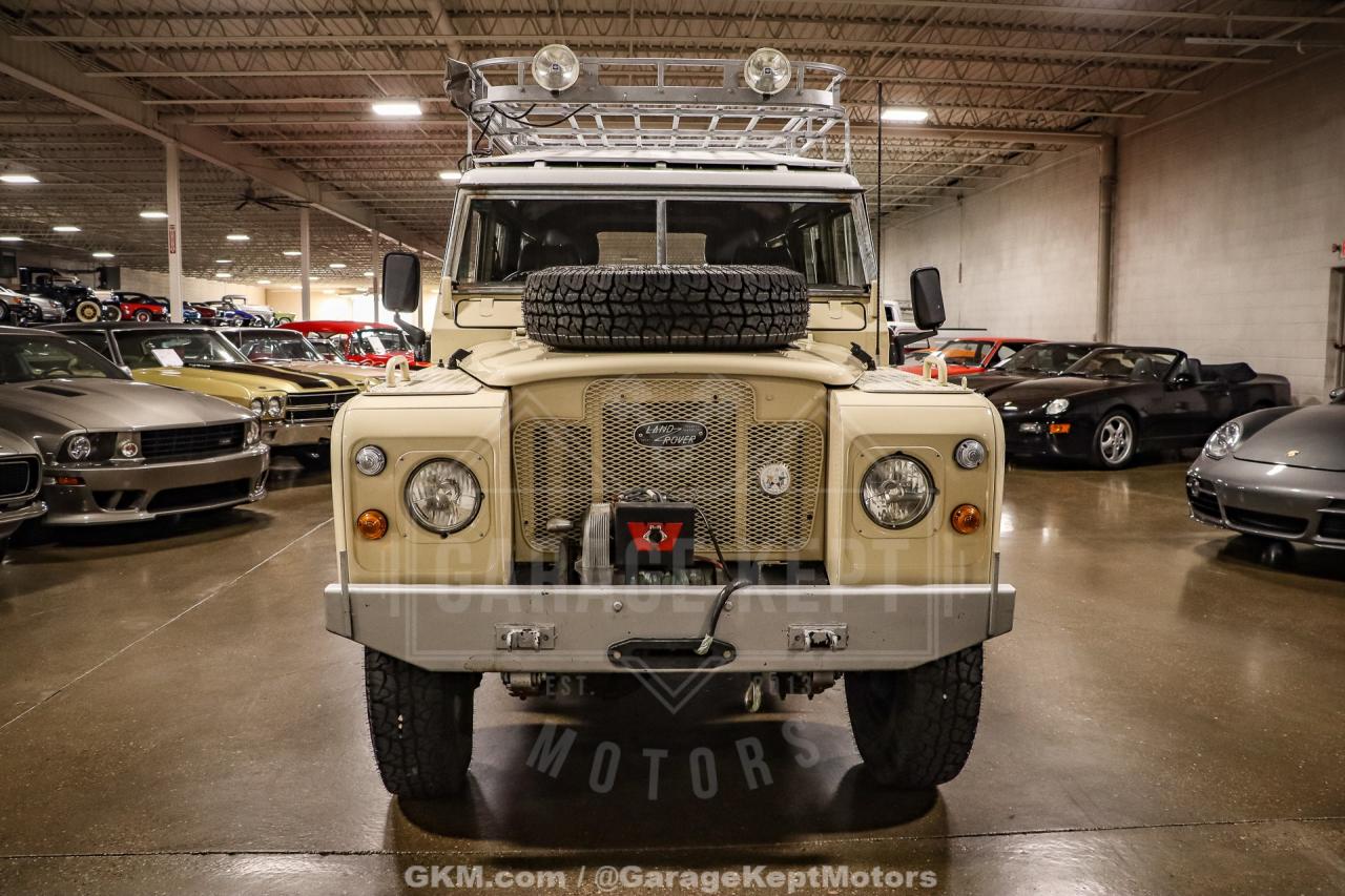 1974 Land Rover 109 Series III Wagon