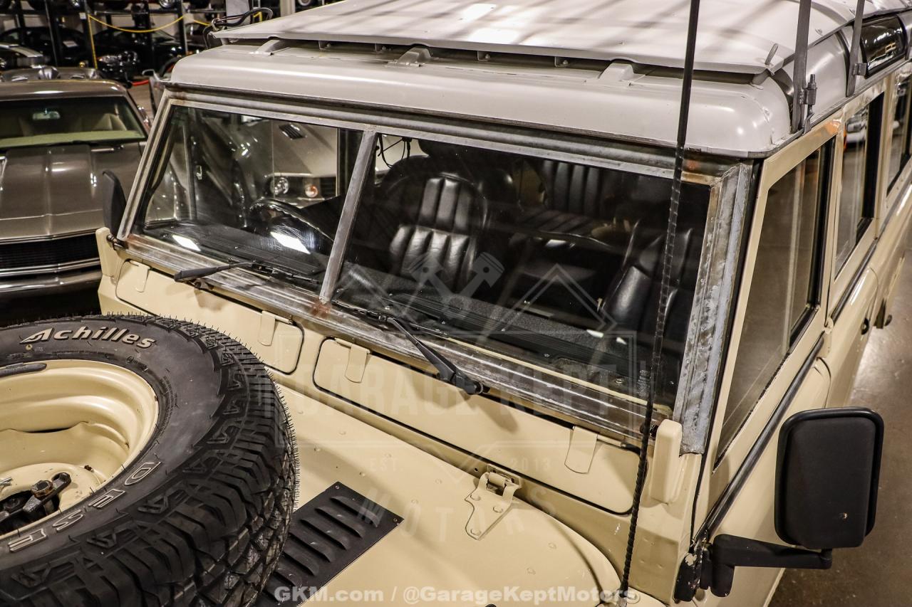 1974 Land Rover 109 Series III Wagon