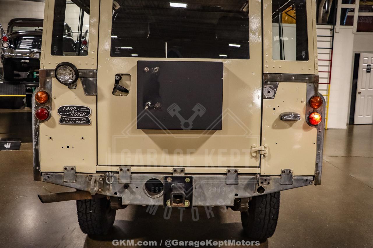 1974 Land Rover 109 Series III Wagon