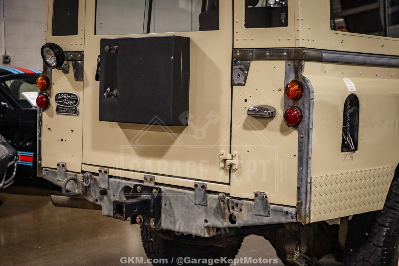 1974 Land Rover 109 Series III Wagon