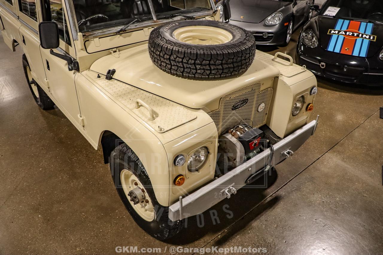 1974 Land Rover 109 Series III Wagon