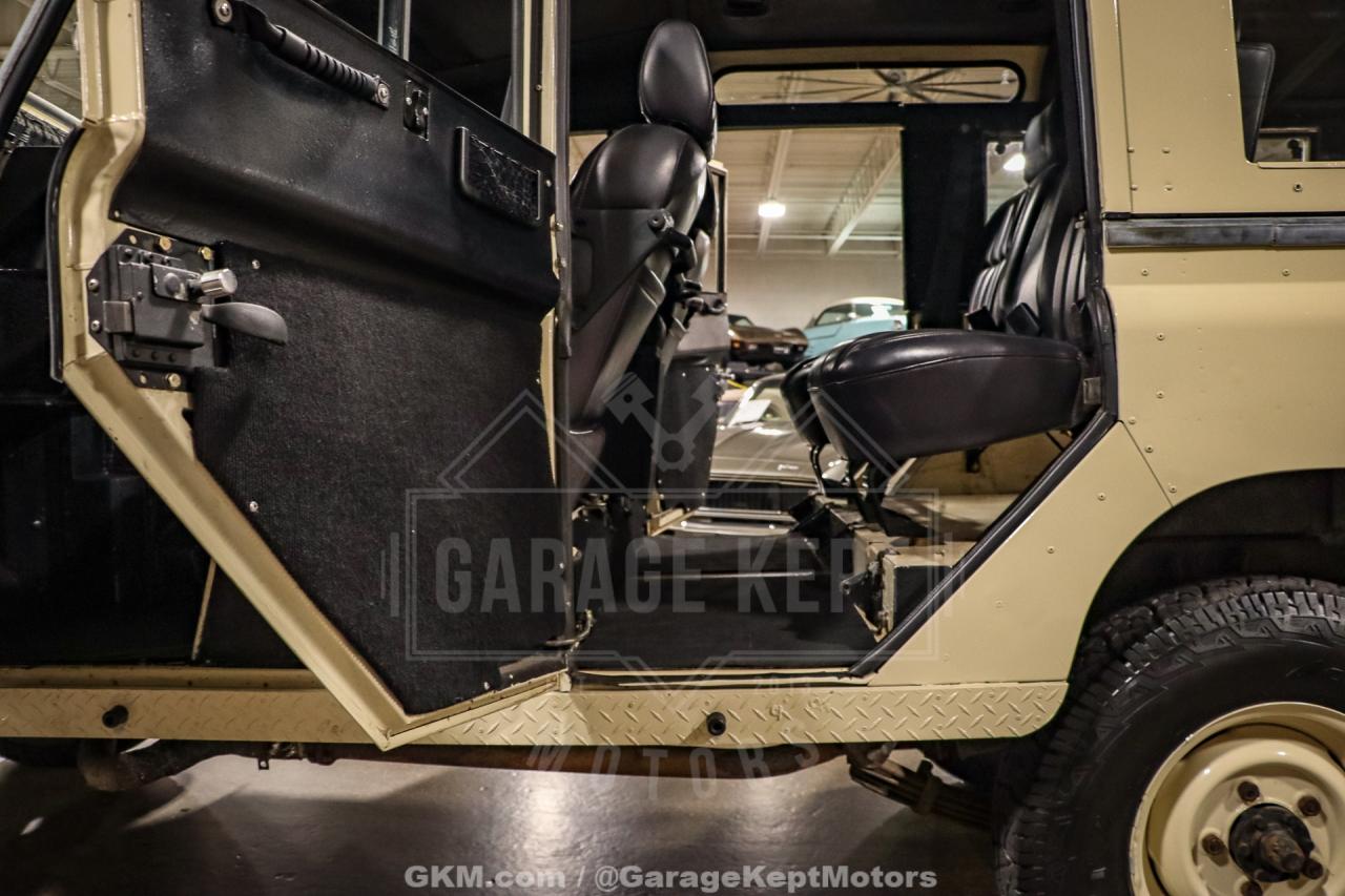 1974 Land Rover 109 Series III Wagon