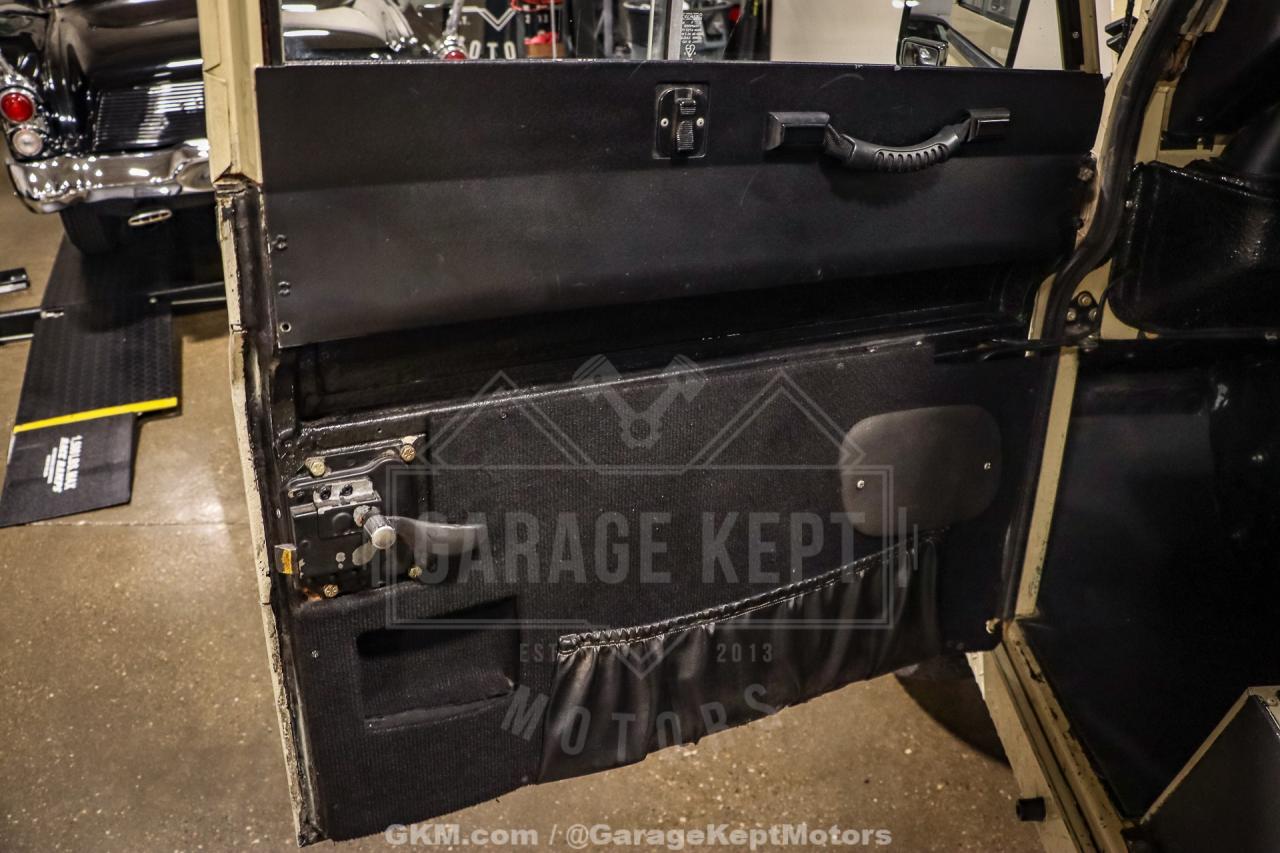 1974 Land Rover 109 Series III Wagon