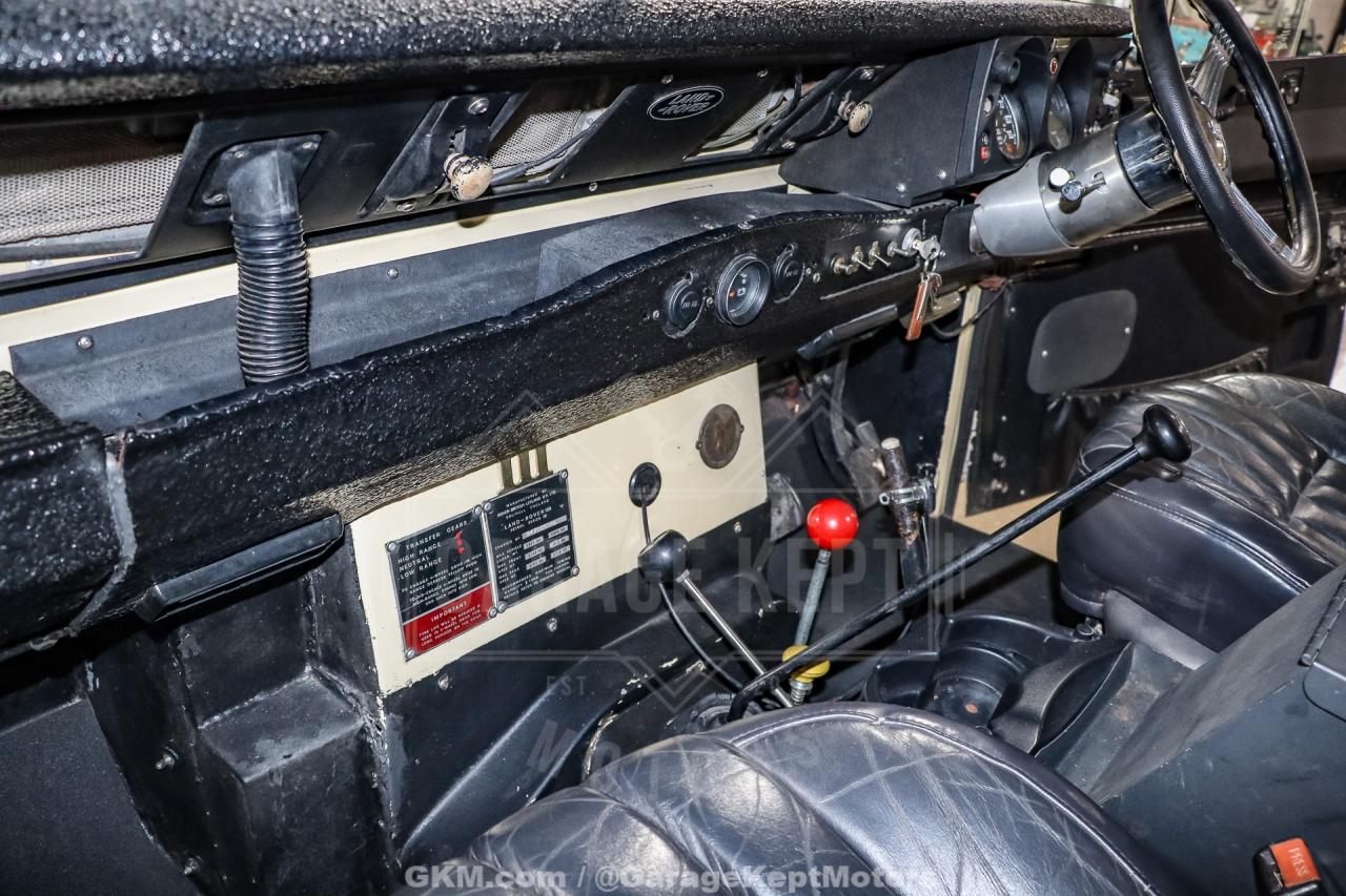 1974 Land Rover 109 Series III Wagon