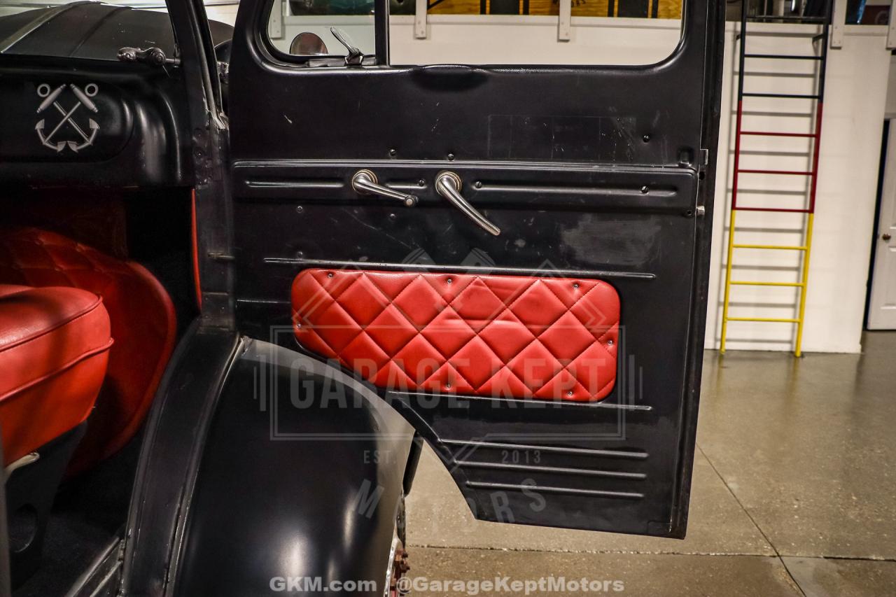 1952 Ford F6 COE