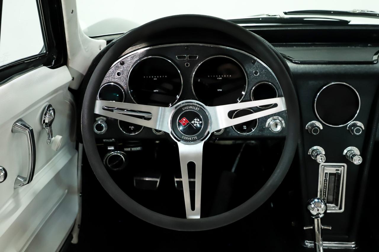 1967 Chevrolet Corvette Restomod